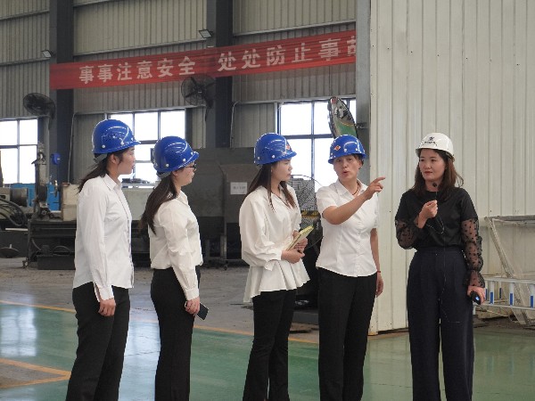 深入廠區(qū)學習，提高自身專業(yè)知識。_河南雙志