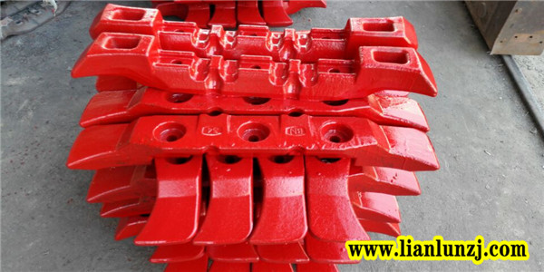 大型刮板輸送機<i style='color:red'>17gl7-1刮板</i>鍛造工藝的重難點在哪？